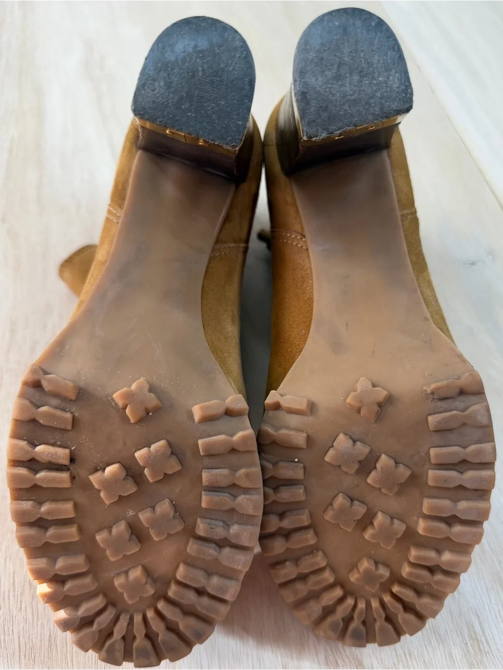 Tory Burch Virginia Luggage Suede Ankle Boots featuring a chunky lug - Size 7.5